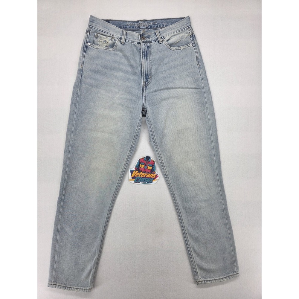 American Eagle Mom Jeans Womens 10 31x29 High Rise Distressed Light Wash Blue
